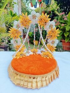 Singhasan for Laddu Gopal – Janmashtami Special Bal Gopal Kanha ji Singhasan (yellow & White)