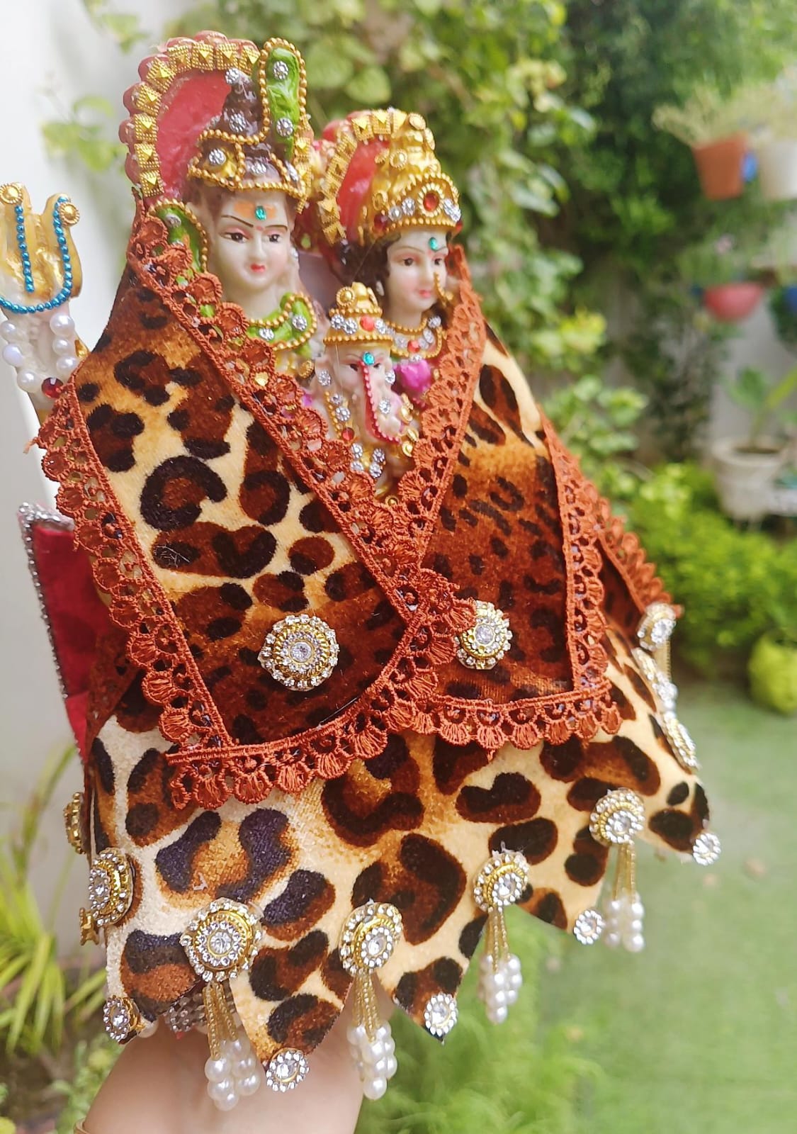 Shiv Parivar Dress - Image 3